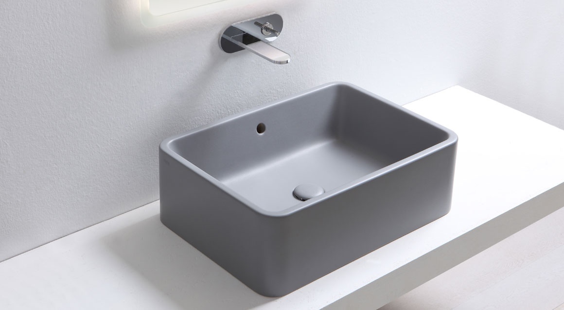 Rectangular on top washbasin 60 with overflow
