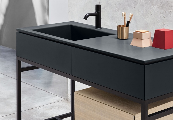 Lavabo y cajón Basalto, estructura Negro Mate, cajonera Rovere Sbiancato