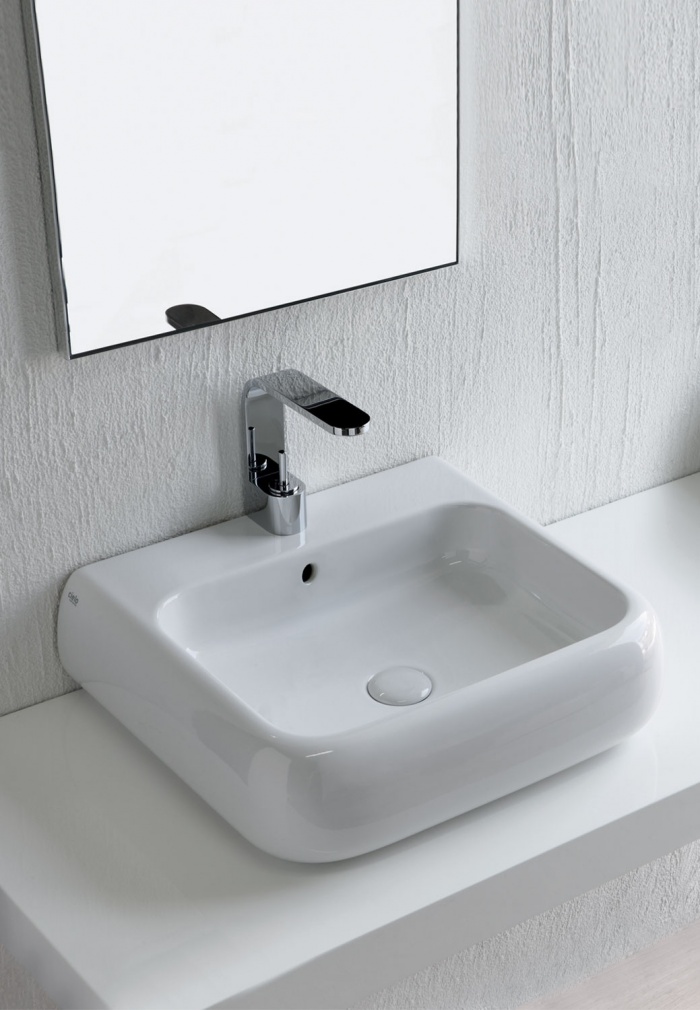 On top or wall-hung washbasin 54 - glossy white